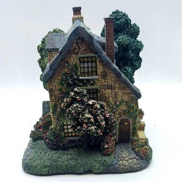 Thomas Kinkade Hawthorne Village Stonebrooke Inn Sculpture #79984 Christmas - Picture 3 of 9